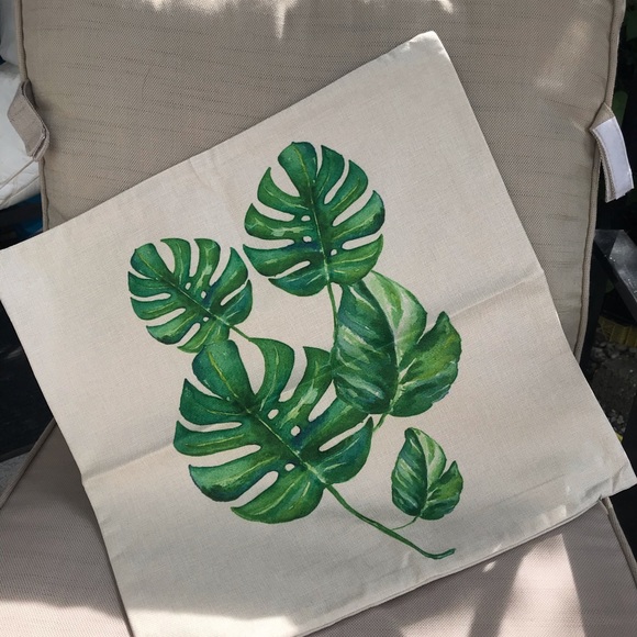 Cushion covers (indoors and outdoors) - Picture 5 of 6